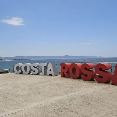 Golden Sunset House - Isola Rossa