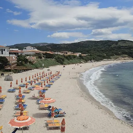 Апартаменты Golden Sunset House - Isola Rossa